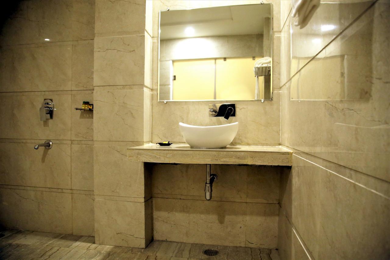 Sallow Royal Suites Amritsar Zewnętrze zdjęcie