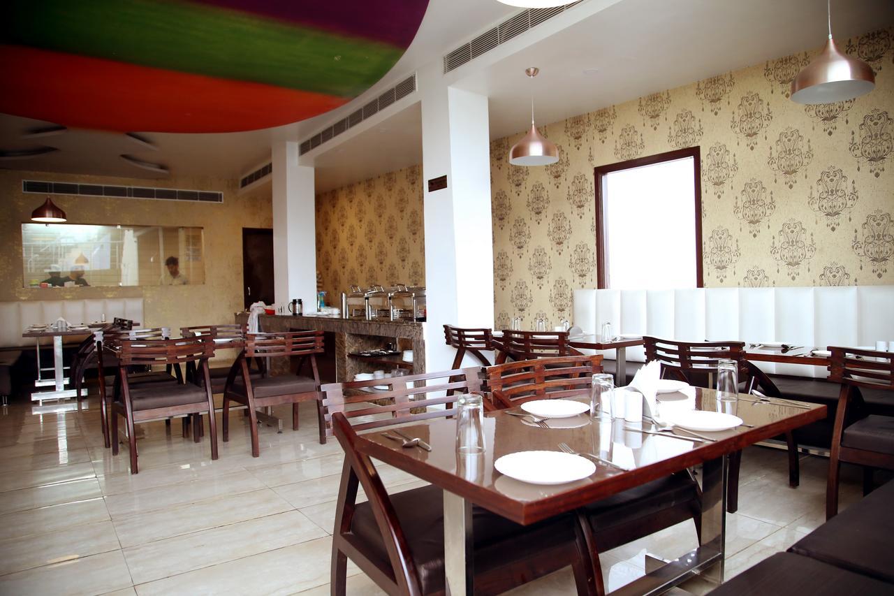 Sallow Royal Suites Amritsar Zewnętrze zdjęcie