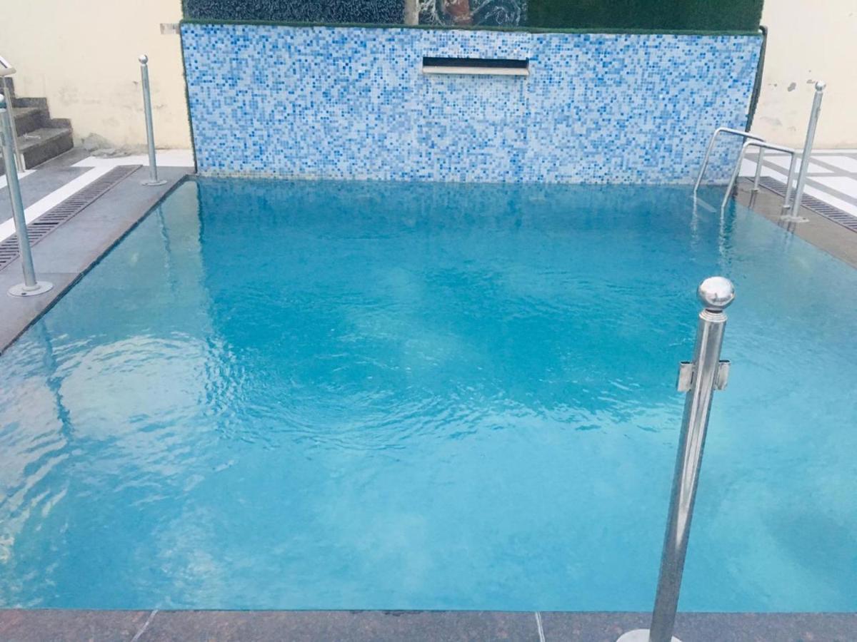Sallow Royal Suites Amritsar Zewnętrze zdjęcie